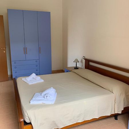 Casa Vacanze Stella Marina Monte Nai Eksteriør billede
