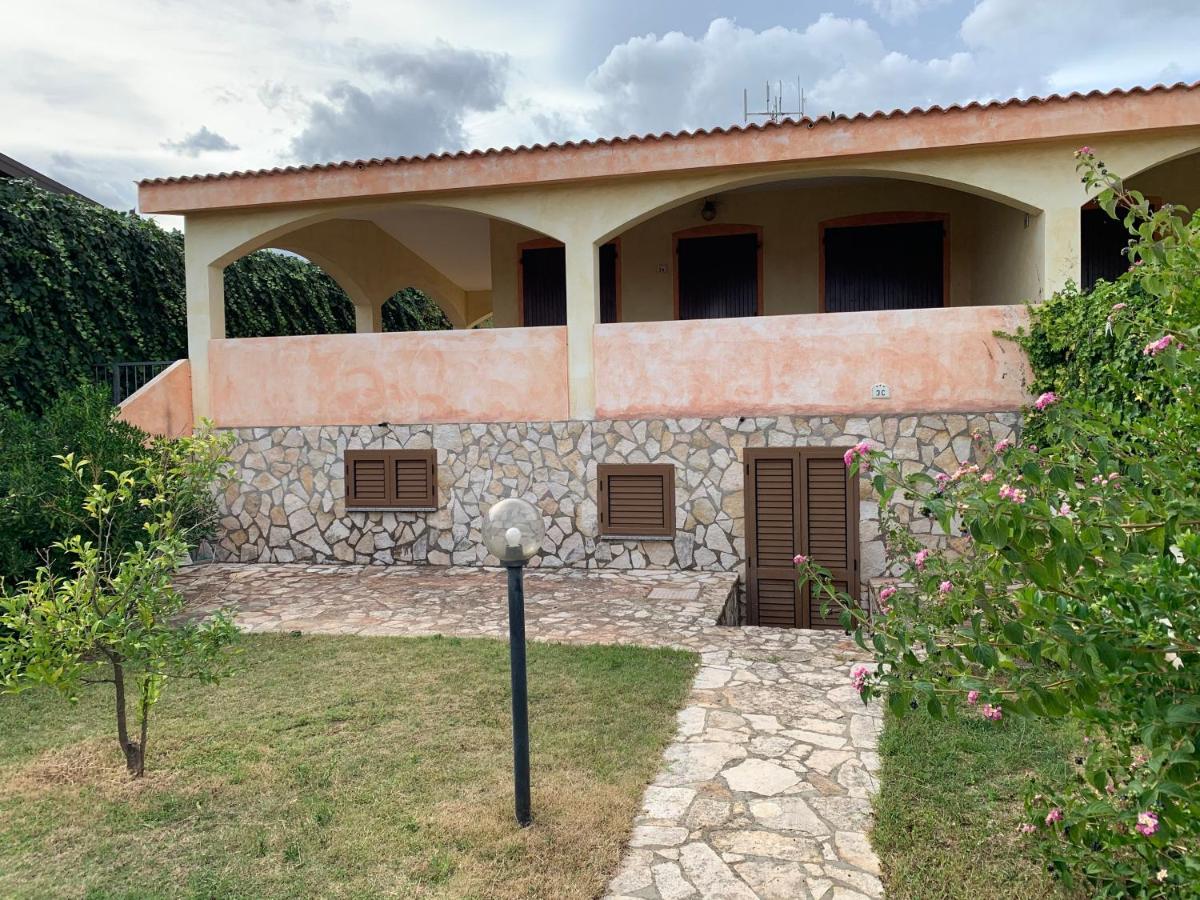 Casa Vacanze Stella Marina Monte Nai Eksteriør billede
