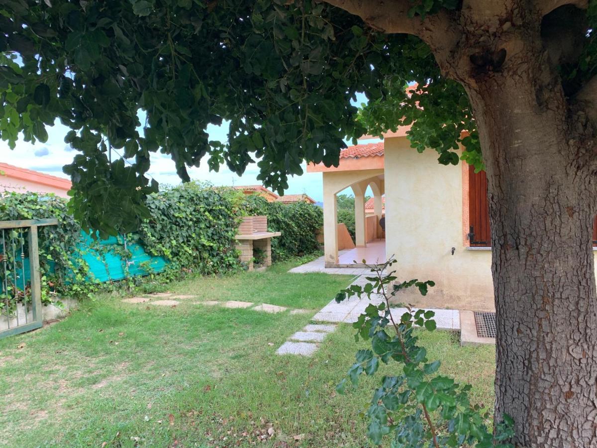 Casa Vacanze Stella Marina Monte Nai Eksteriør billede