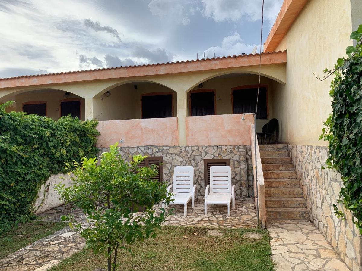 Casa Vacanze Stella Marina Monte Nai Eksteriør billede